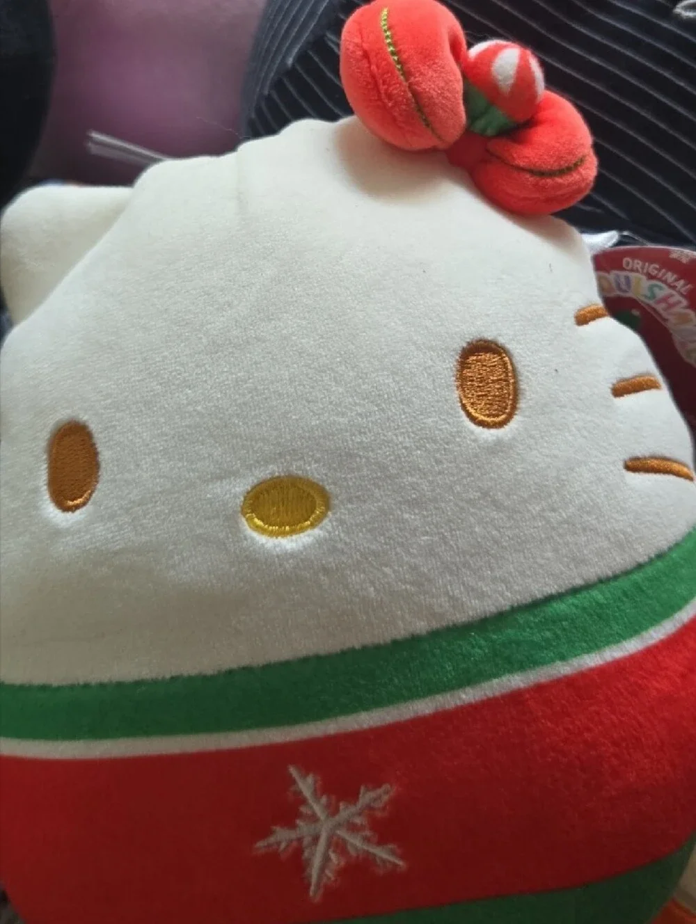 Hello Kitty Chrismas White and Red Holiday Plush Cat Decorative Pillow